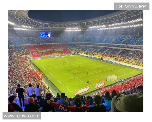 足球之星奏响的旋律：球场英雄们用歌声传递激情与荣耀